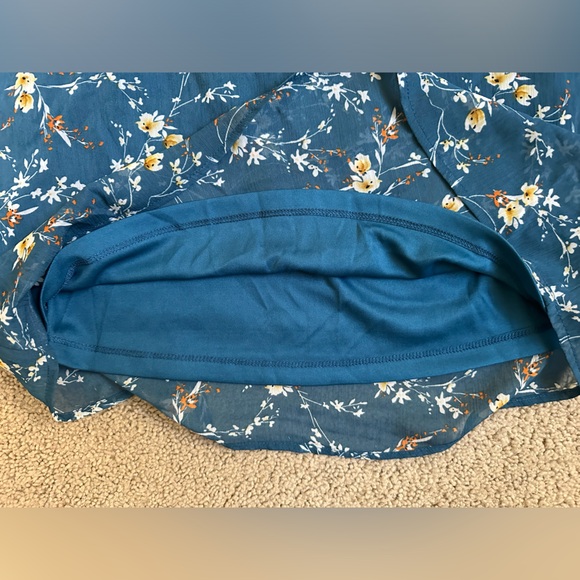 New Papermoon Sleeveless Floral Top Size S - Picture 7 of 8